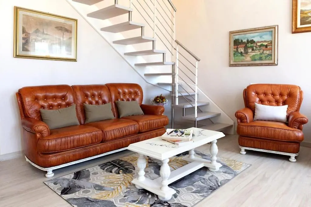 Holiday home Raggio Di Sole, Oasi Di Felicita Villa Monsagrati Italy