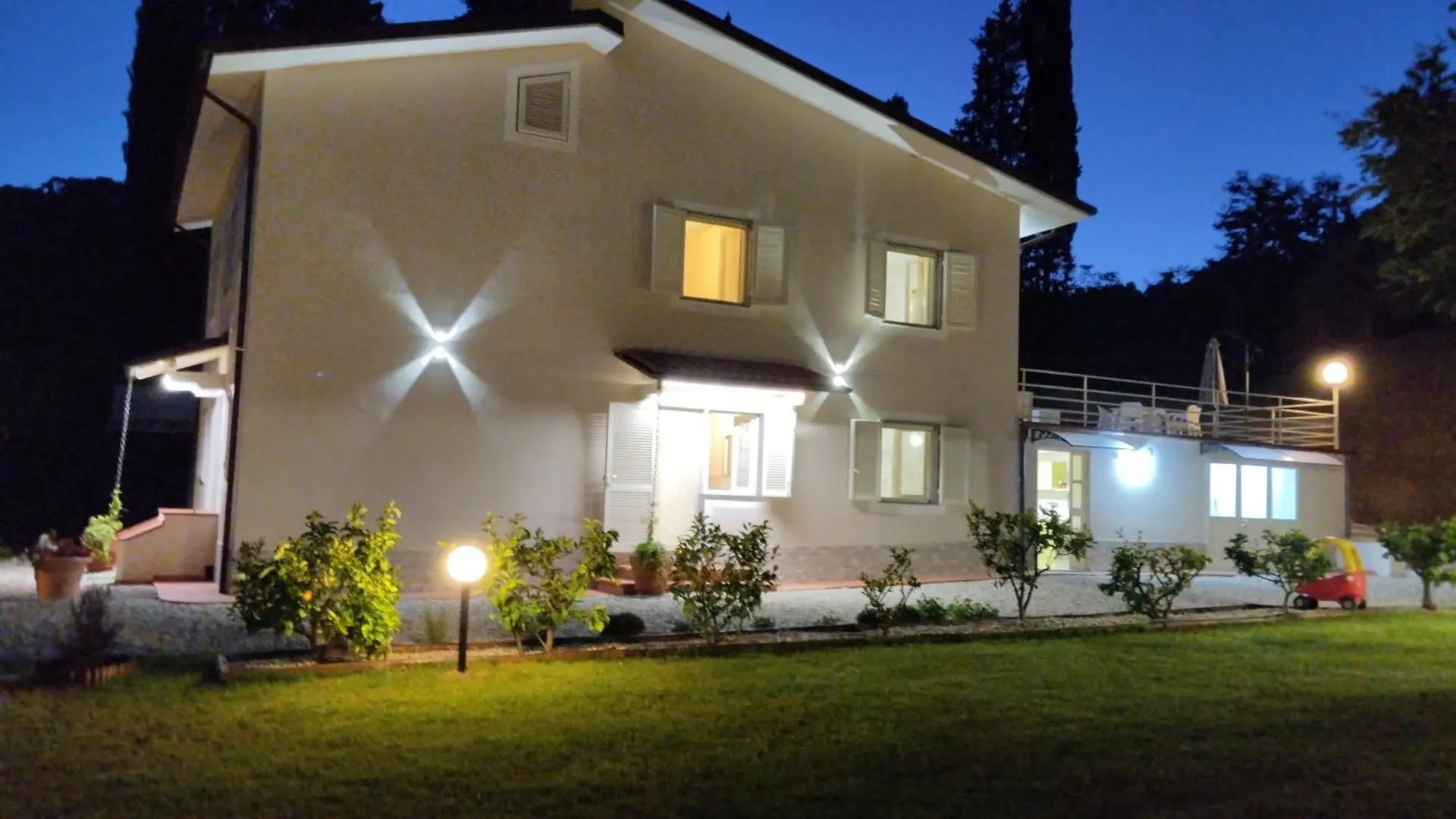 Raggio Di Sole, Oasi Di Felicita Villa Monsagrati Italy